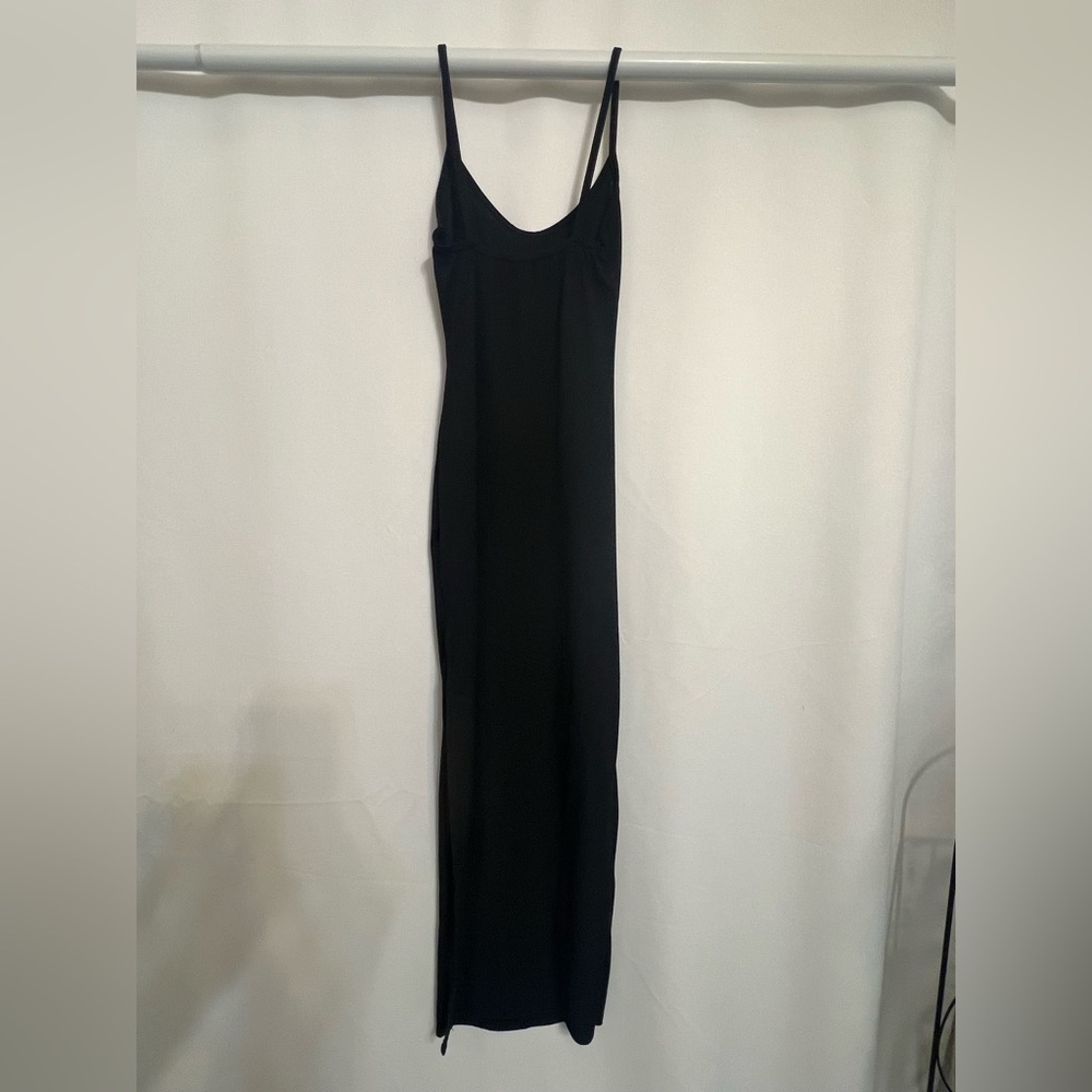 Elegant Black Maxi Dress